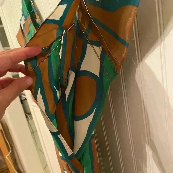 Diane Von Furstenberg “alcamo” silk flutter blouse - Picture 2 of 5